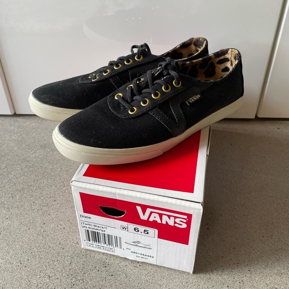 NEW Vans Dixie Twill Sneakers - Picture 5 of 5
